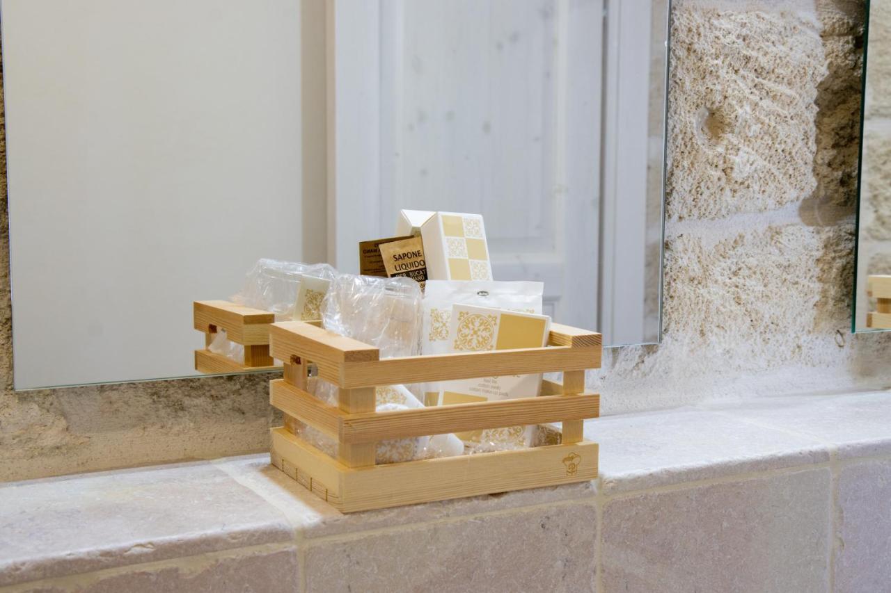 Suite Polignano Полиньяно-а-Маре Экстерьер фото